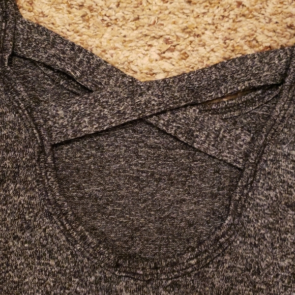 Top - Picture 2 of 2